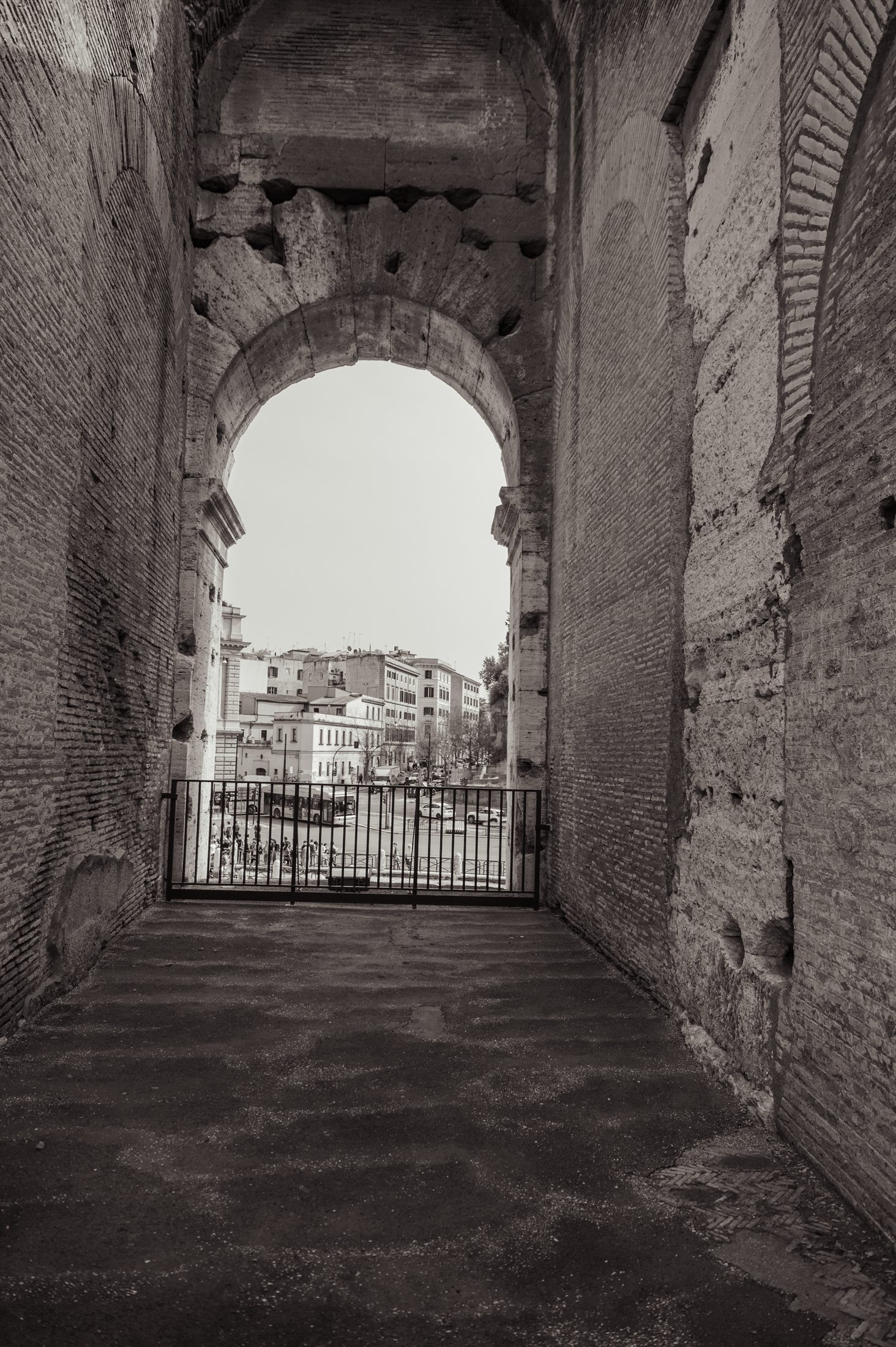 Italy B&W photo 19