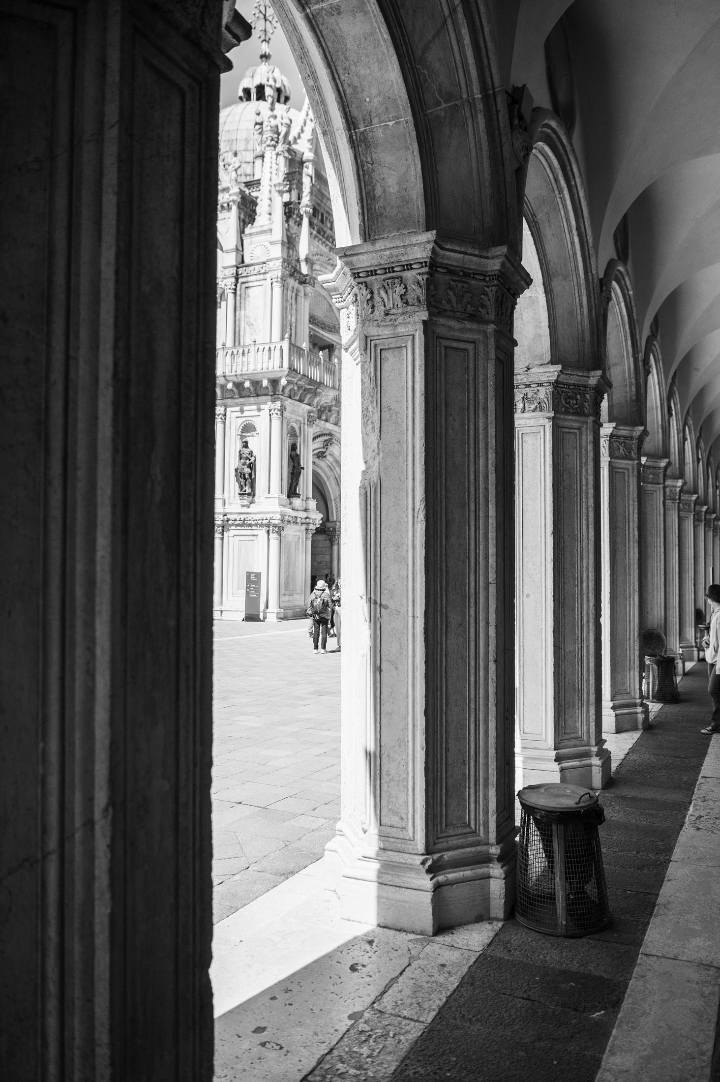 Italy B&W photo 23